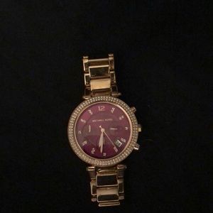 Michael kors purple watch